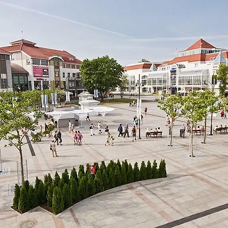 Centrum بيت شباب *