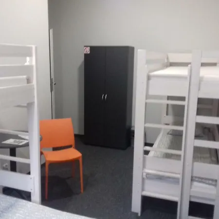 بيت شباب Centrum *